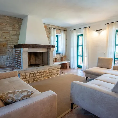 Villa Theblueview Near Porec *