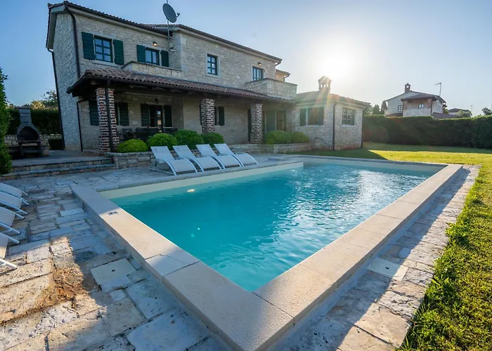 Theblueview Near Porec Villa
